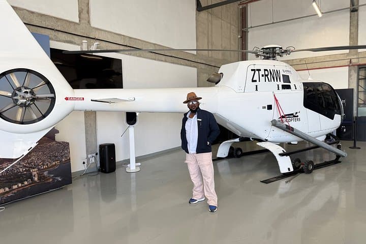 Cape Town Helicopter Tour and Boulders Beach Penguins Tour