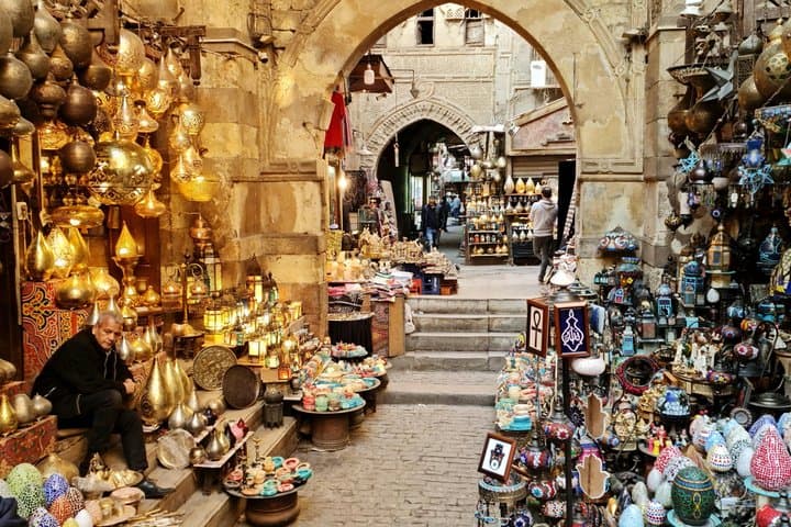 11 Day Royal Egypt Tour with Cairo Helicopter and Nile Cruise