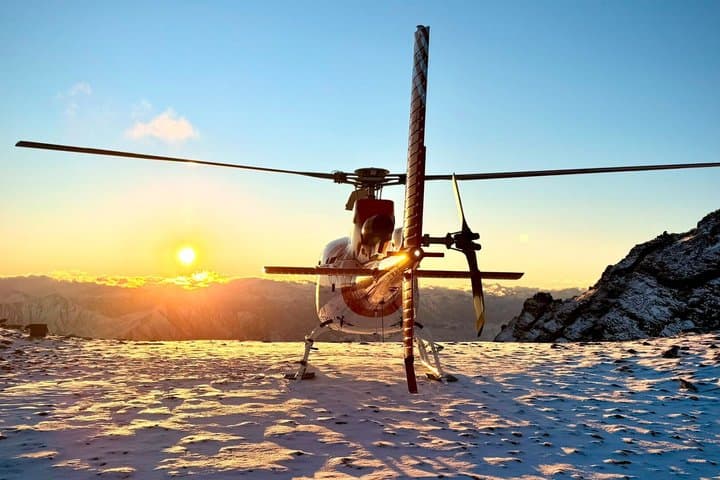 25 Minute Remarkables Helicopter Flight with Sunset Landing