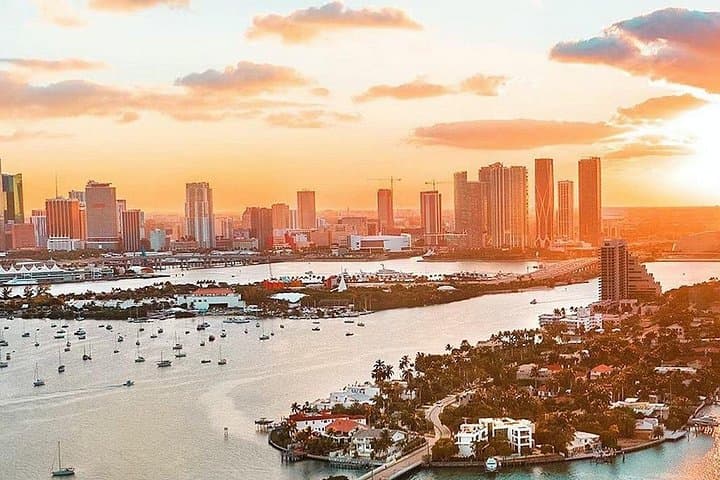 Sunset Miami Beach Private Helicopter Tour