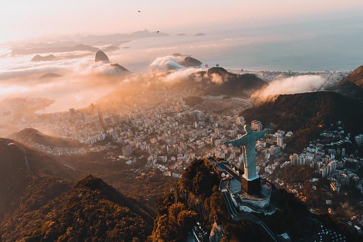 Rio de Janeiro: 35 Min Helicopter Tour Christ the Redeemer