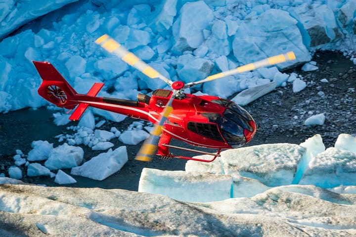 Private Whistler Helicopter Tour + Mountain Landing