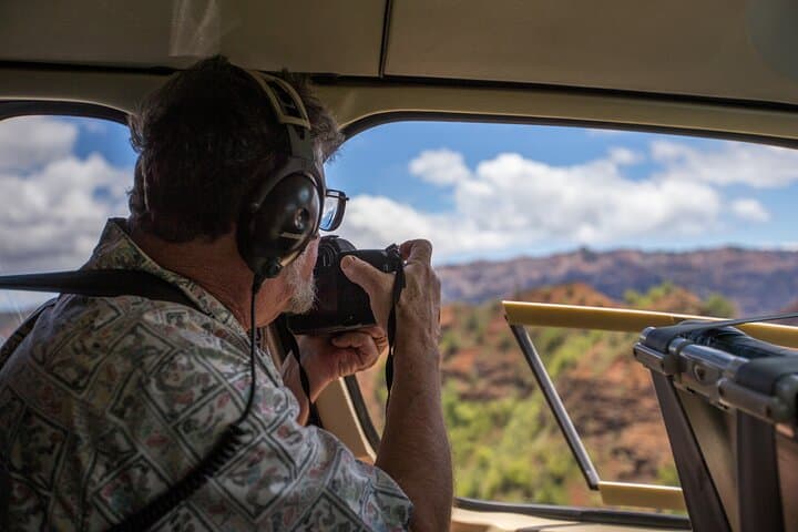 Kauai Deluxe Waterfall Safari: Helicopter Tour