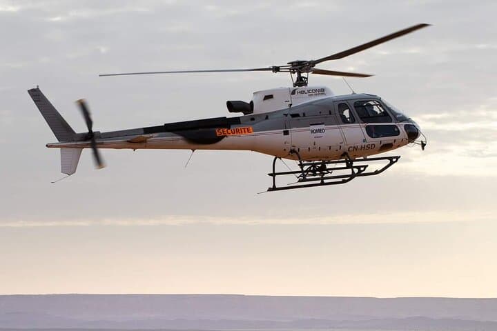Helicopter Ride with overnight in Luxury Desert Camp - Tour from Marrakech