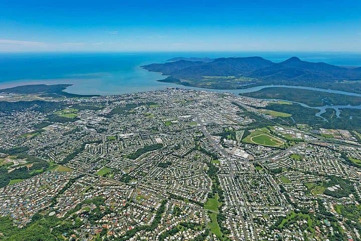 60 minute Reef and Rainforest Scenic Flight