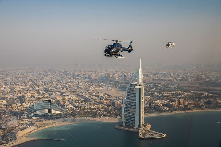 2 Hours Dhow Dinner Cruise with Helicopter Ride in Dubai