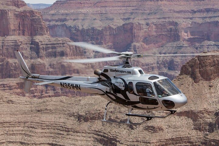 Helicopter flight below the Rim of the Grand Canyon