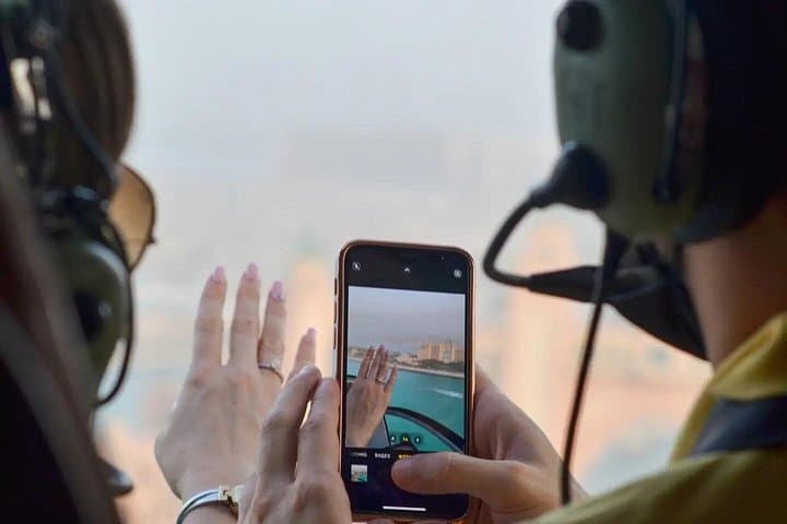 15 Minute Helicopter Ride in Dubai with Optional Transfer
