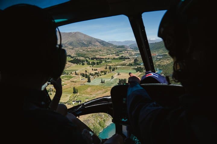 Scenic Helicopter Flight, Mountain Landing & Wine Tour Queenstown