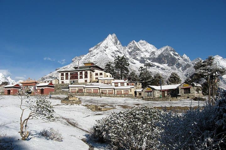 Everest Base Camp Trek with Helicopter Return