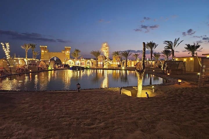 12-Minute Helicopter Tour & Desert Safari in Dubai combo