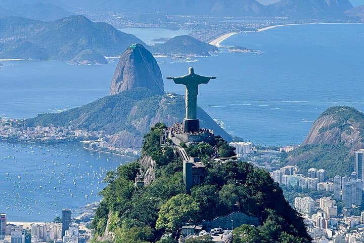 Rio : Helicopter tour at Christ the Redeemer - 30 minutes