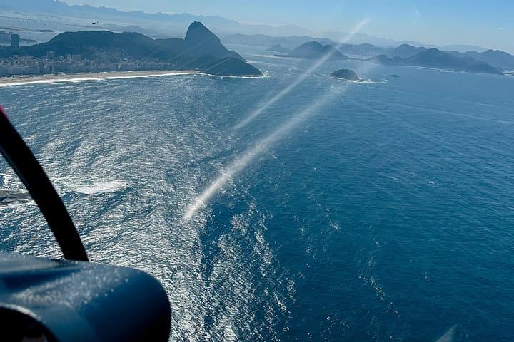 Rio : Helicopter tour at Christ the Redeemer - 30 minutes