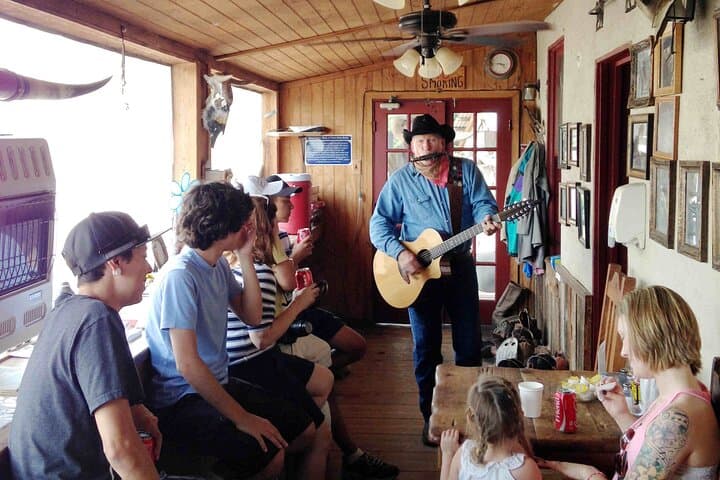 Enjoy Cowboy entertainment at the Grand Canyon Western Ranch