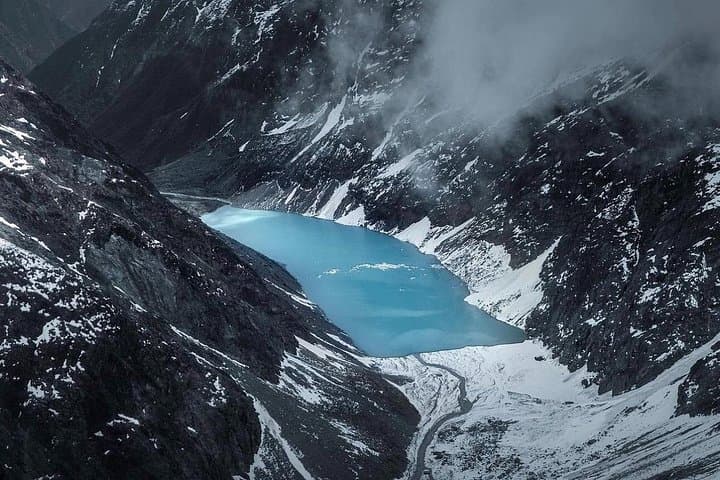 Private Flight: 4 Glaciers with 2 Snow Landings - 60mins