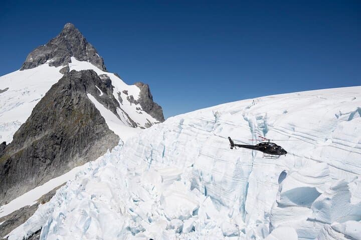 Glacier flight with Heliworks Queenstown