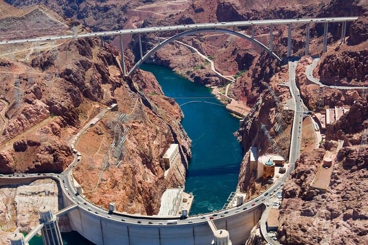 Spectacular views of Lake Mead and Bypass Bridge