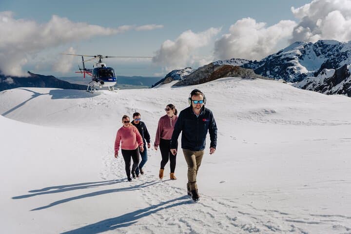 Franz Josef: Twin Glacier Helicopter Flight with Snow Landing