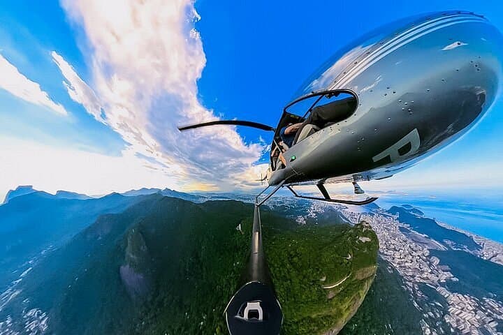 Rio de Janeiro: Helicopter Tour Without Doors at Christ the Redeemer