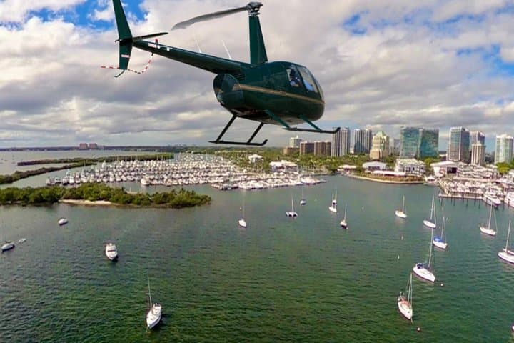 Miami Helicopter Tour: South Beach, Downtown & Islands