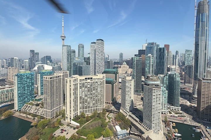 Private Toronto Helicopter Tour