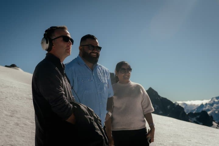 Queenstown Helicopter Tour: Glacier Landing and Scenic Views