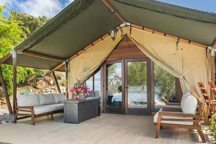 Private Helicopter Tour and Luxury Glamping Overnight Retreat