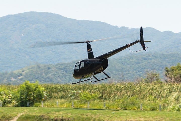 Rio de Janeiro: 25 Min Helicopter Tour Christ the Redeemer