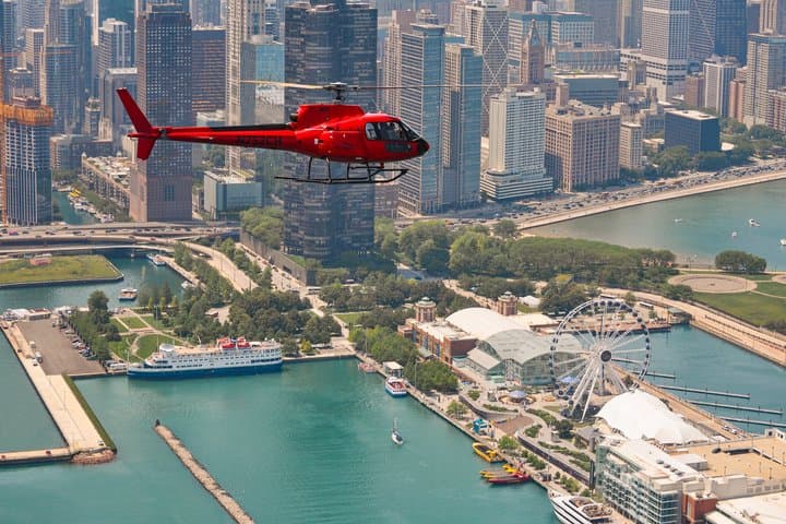 Chicago Helicopter Tour: Loop Tour
