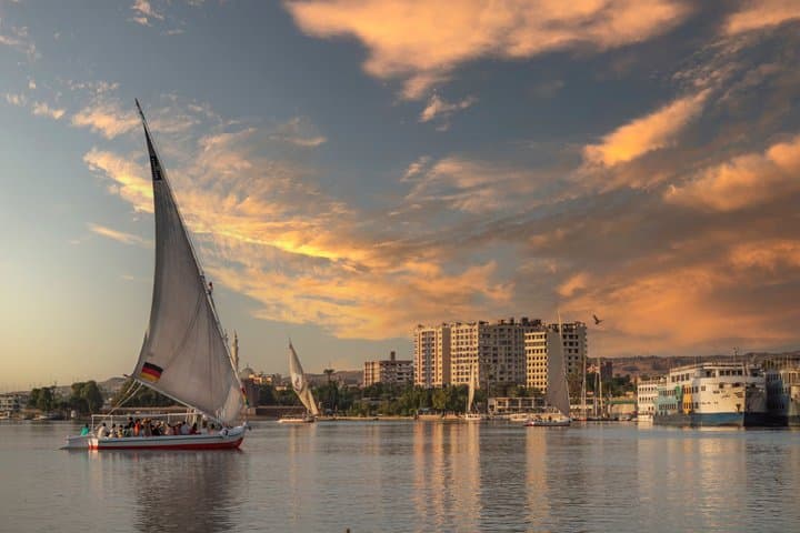 11 Day Royal Egypt Tour with Cairo Helicopter and Nile Cruise