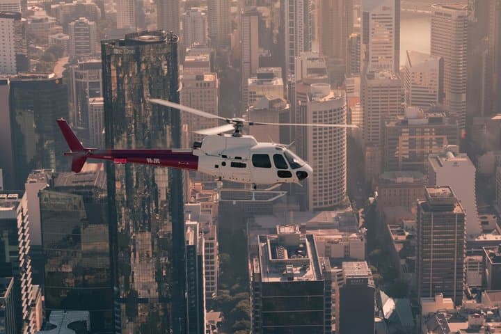 Private Helicopter Scenic Tour of Brisbane - 25min